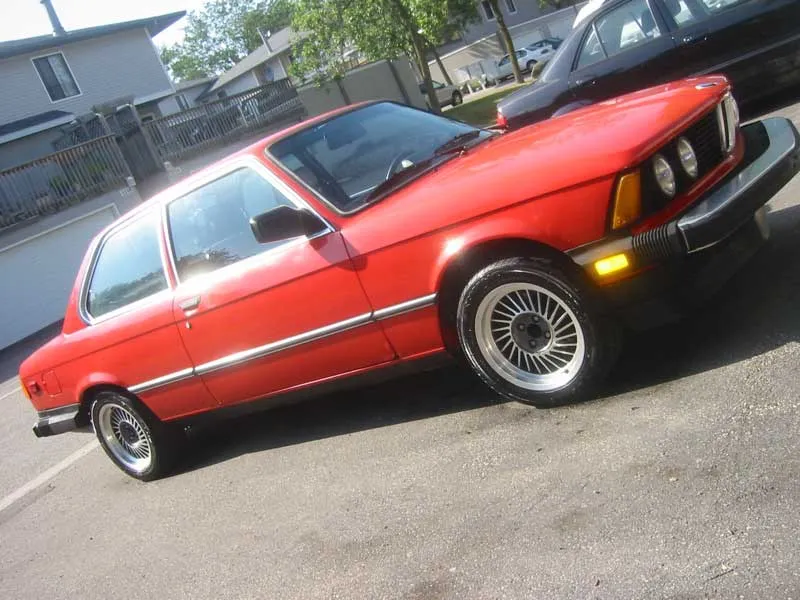 BMW 3 series 320i 1983 photo - 9