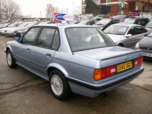 BMW 3 series 320i 1990 photo - 5