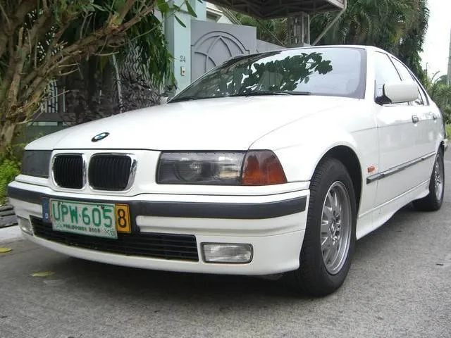 BMW 3 series 320i 1997 photo - 11