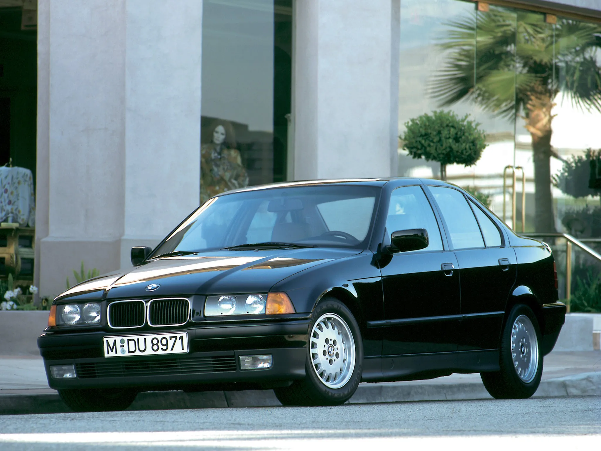 BMW 3 series 320i 1998 photo - 1