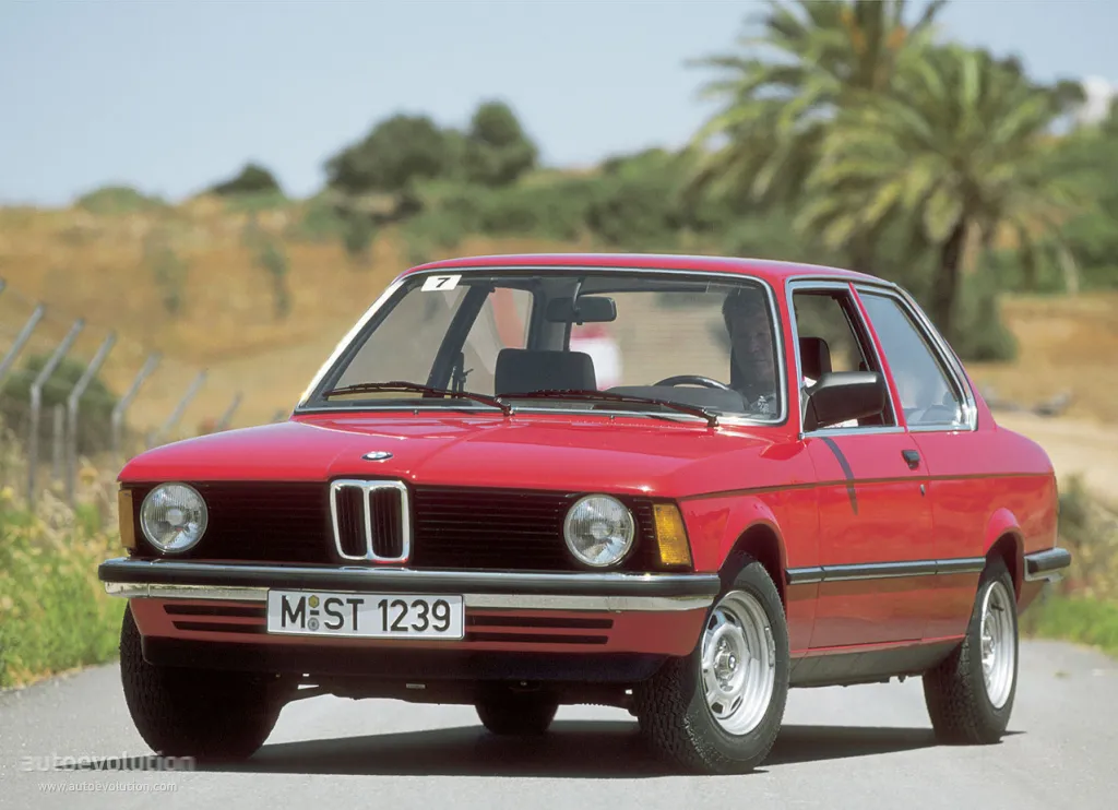 BMW 3 series 323i 1975 photo - 4