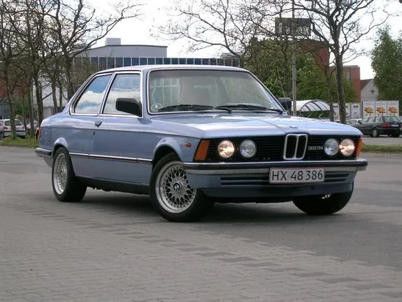 BMW 3 series 323i 1978 photo - 1