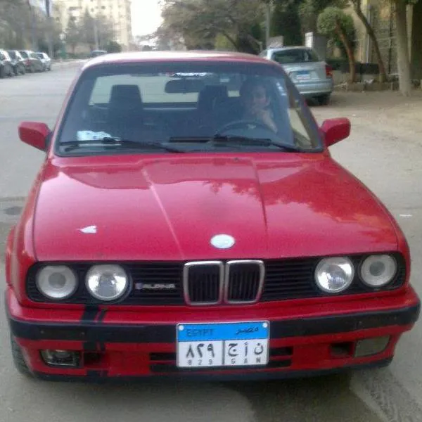 BMW 3 series 323i 1990 photo - 1