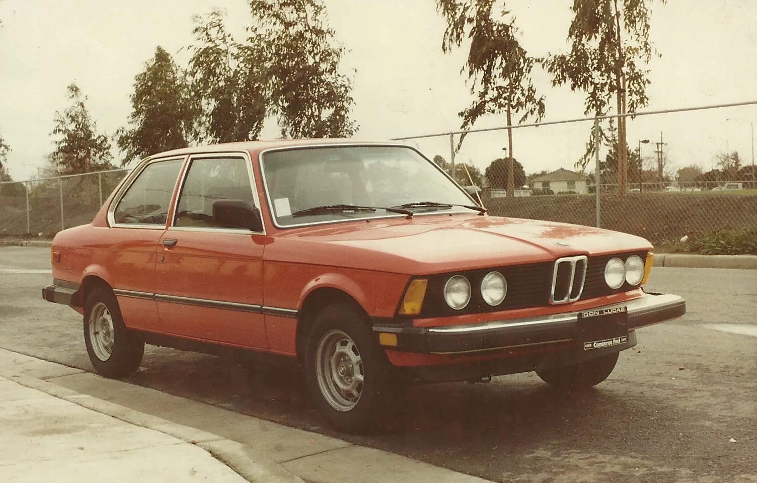 BMW 3 series 324d 1982 photo - 12