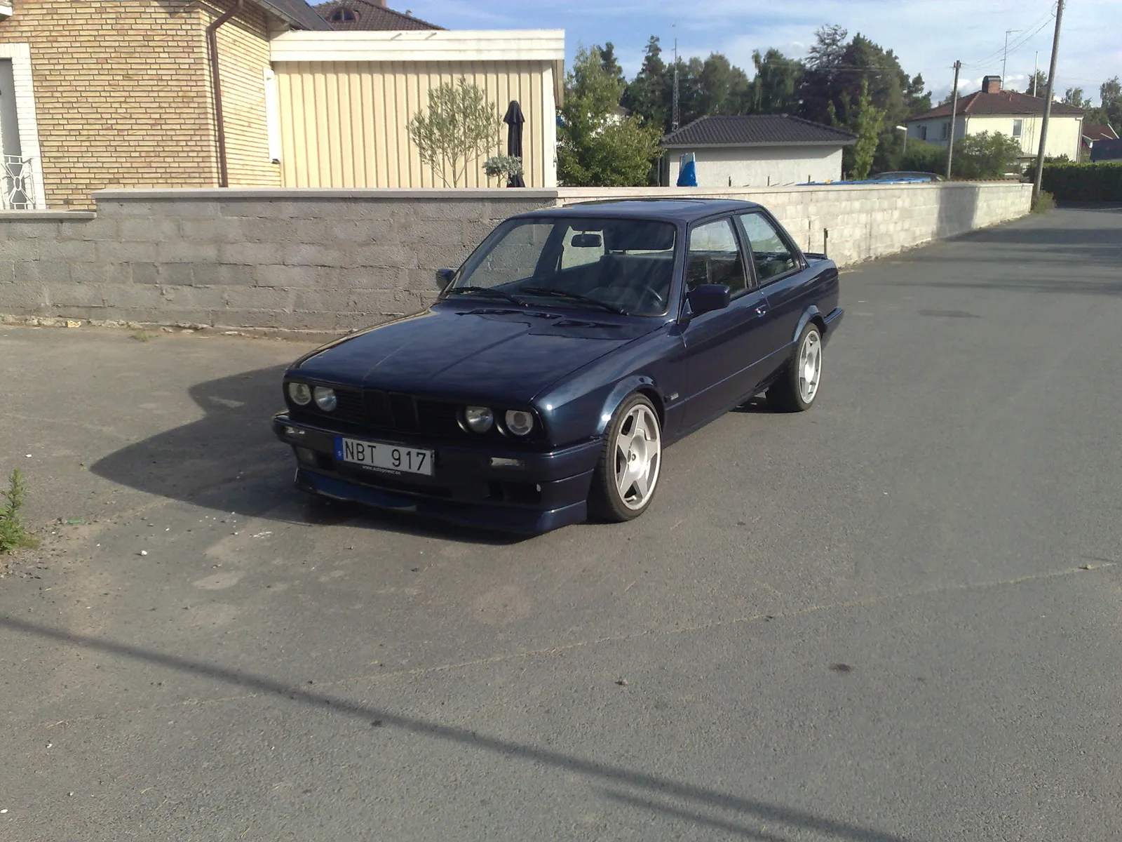 BMW 3 series 324d 1989 photo - 12