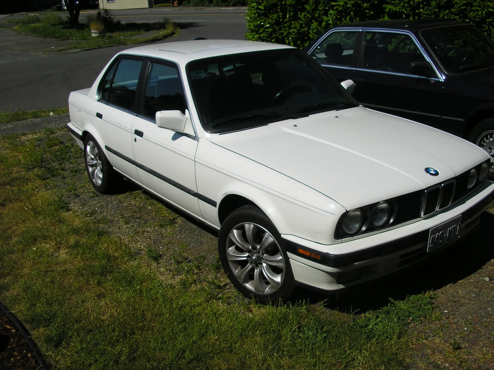 BMW 3 series 325 1990 photo - 12