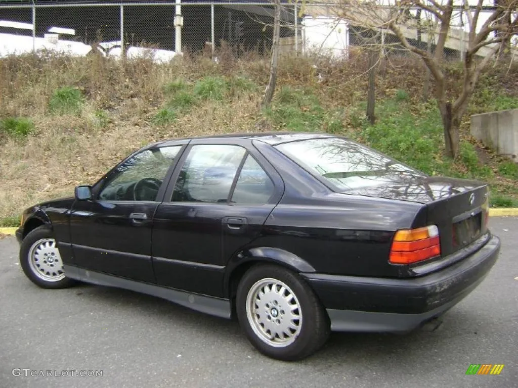 BMW 3 series 325i 1993 photo - 4