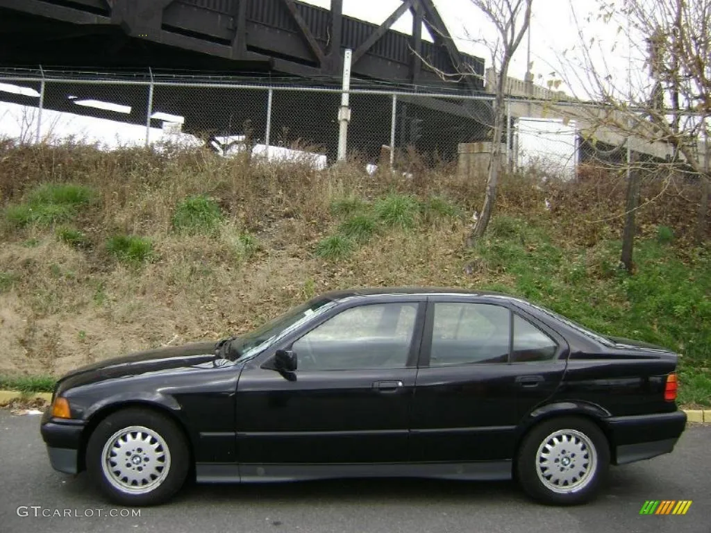 BMW 3 series 325i 1993 photo - 9