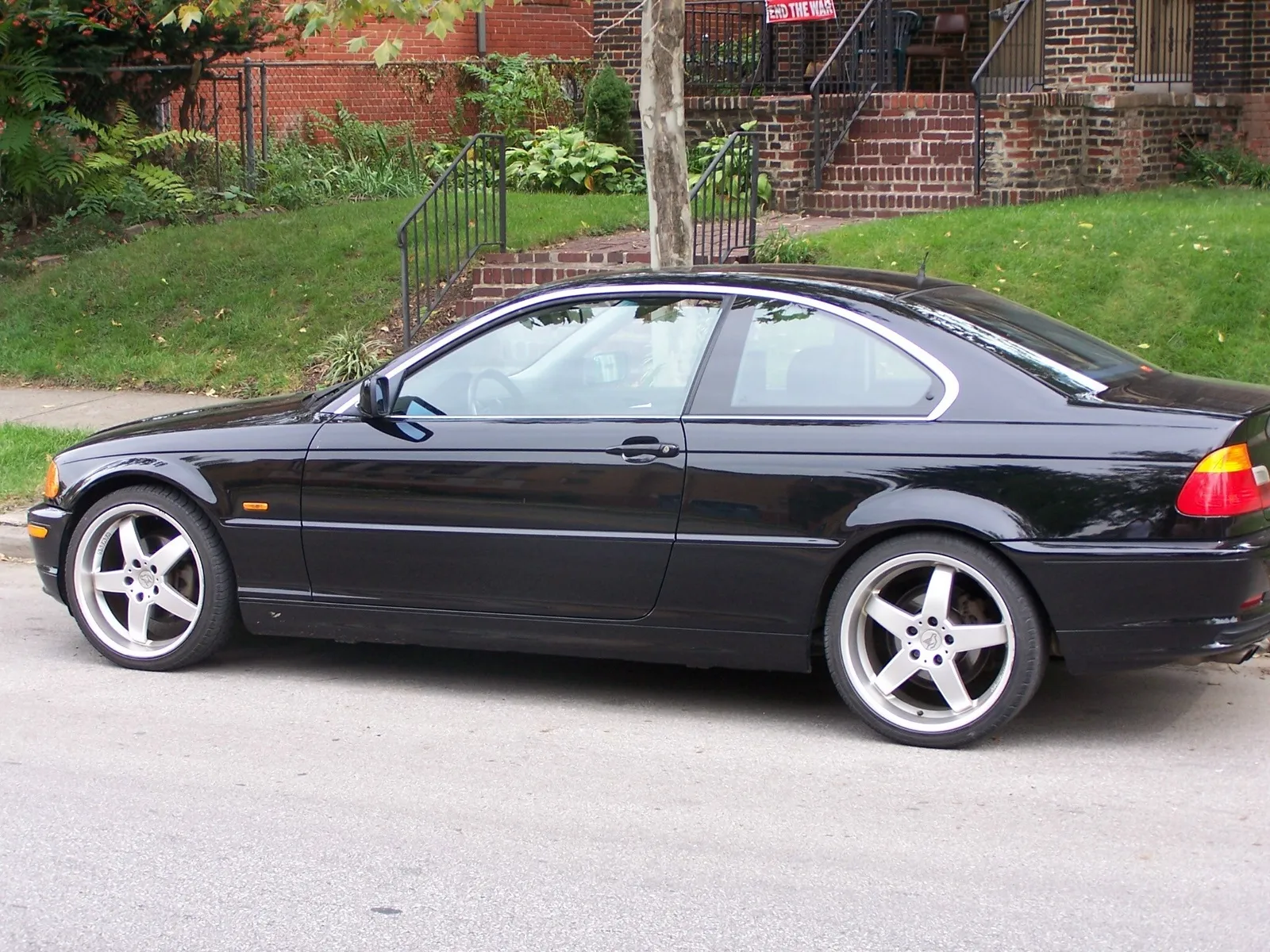 BMW 3 series 325i 2000 photo - 11