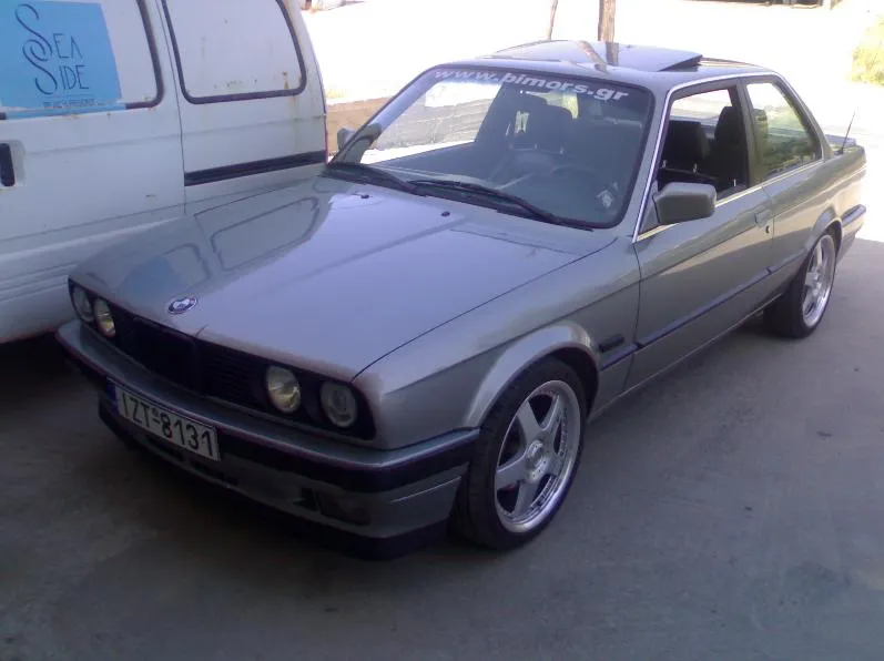 BMW 3 series 325is 1988 photo - 8