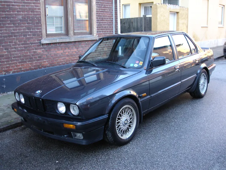 BMW 3 series 325is 1988 photo - 9