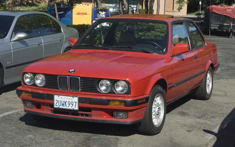 BMW 3 series 325is 1990 photo - 11