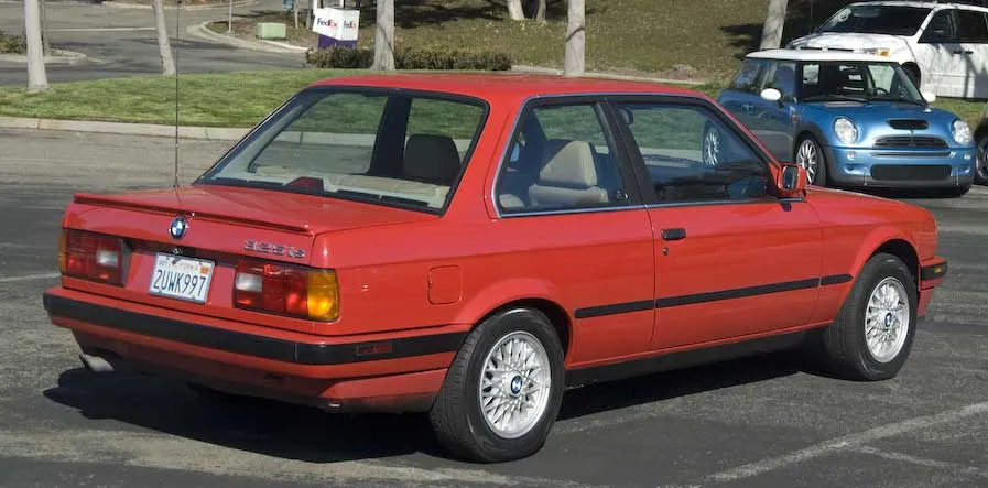 BMW 3 series 325is 1990 photo - 6