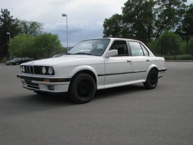BMW 3 series 325ix 1989 photo - 2