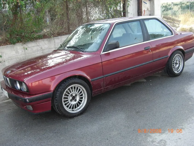 BMW 3 series 325td 1990 photo - 5