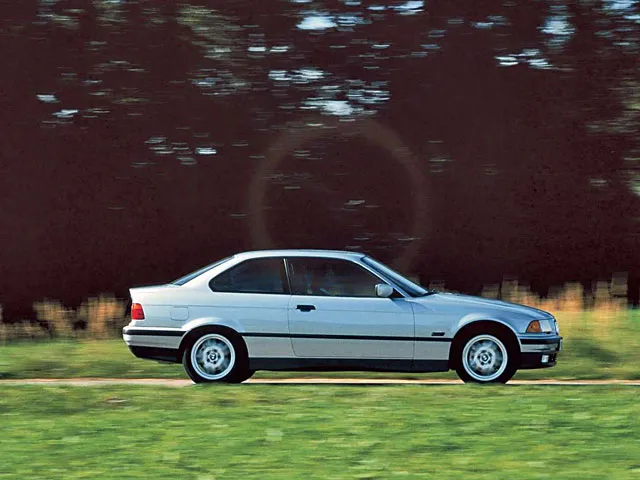 BMW 3 series 328i 1991 photo - 10