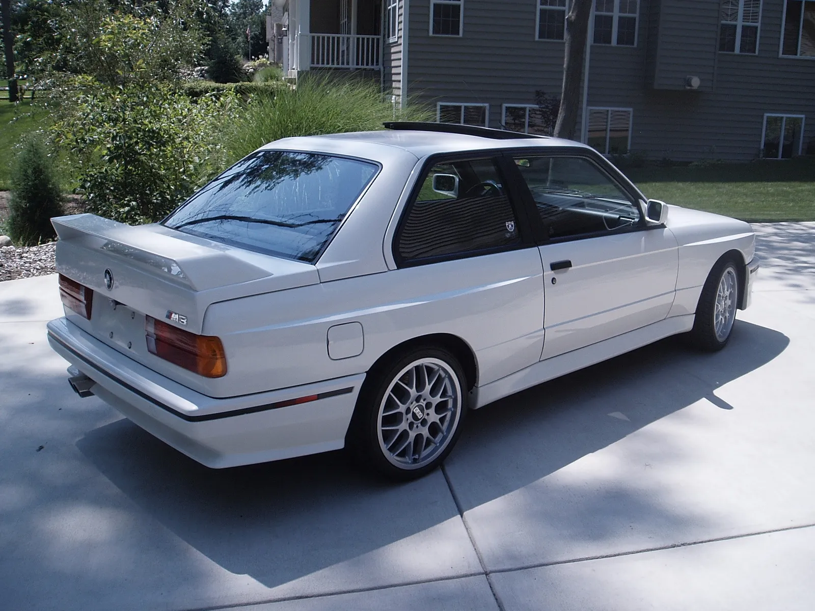 BMW 3 series 328i 1991 photo - 4