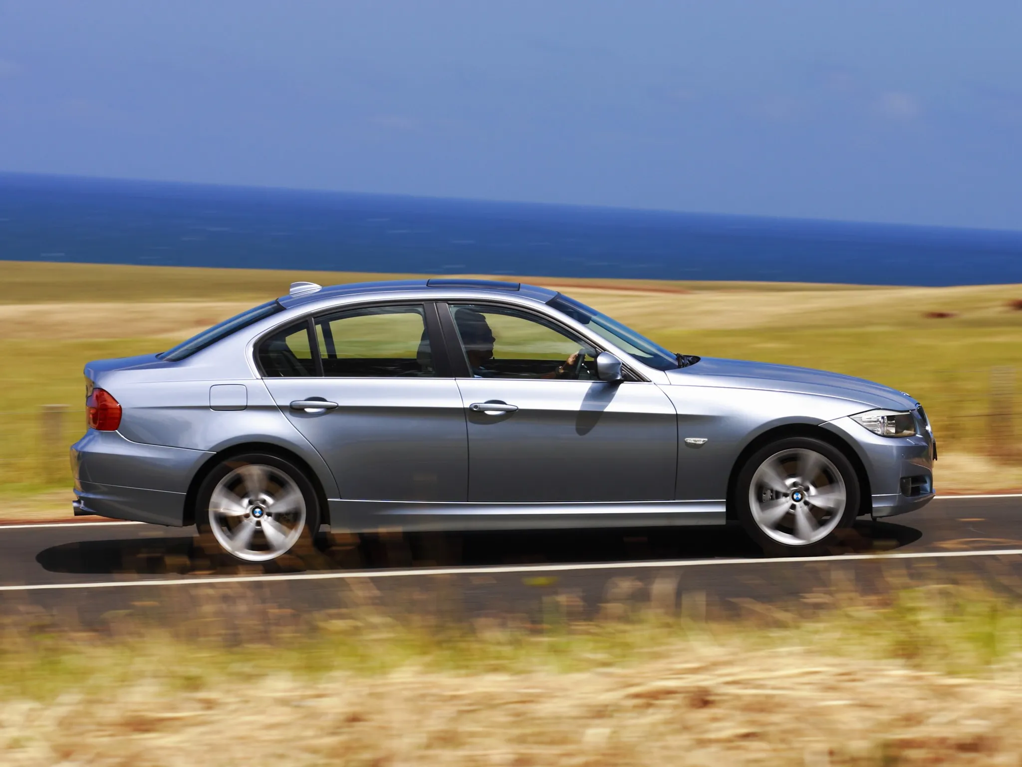 BMW 3 series 335is 2008 photo - 6