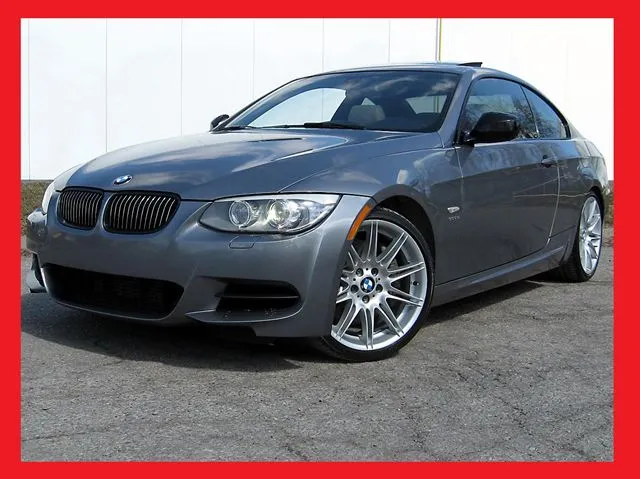 BMW 3 series 335is 2011 photo - 2