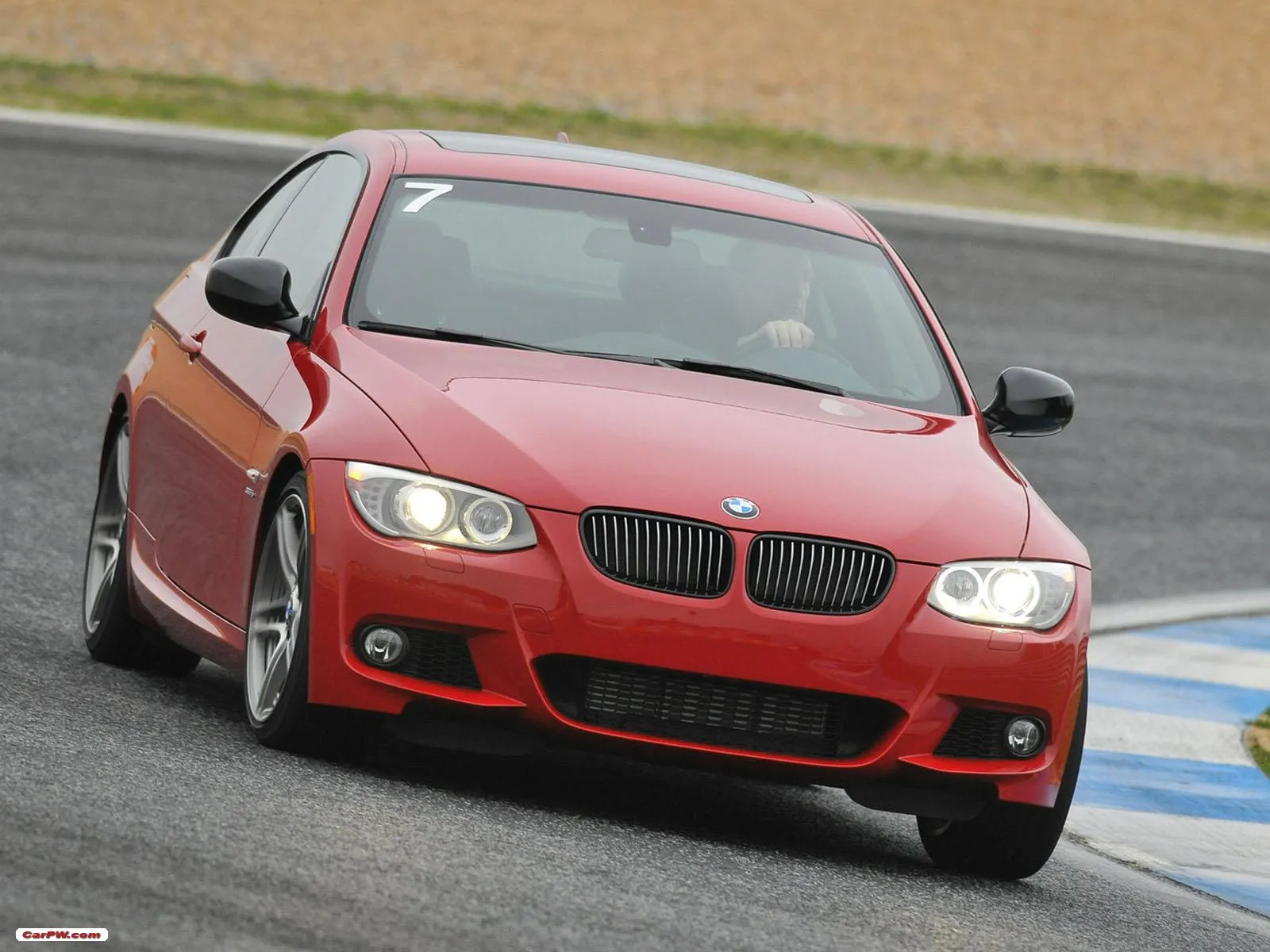 BMW 3 series 335is 2011 photo - 3