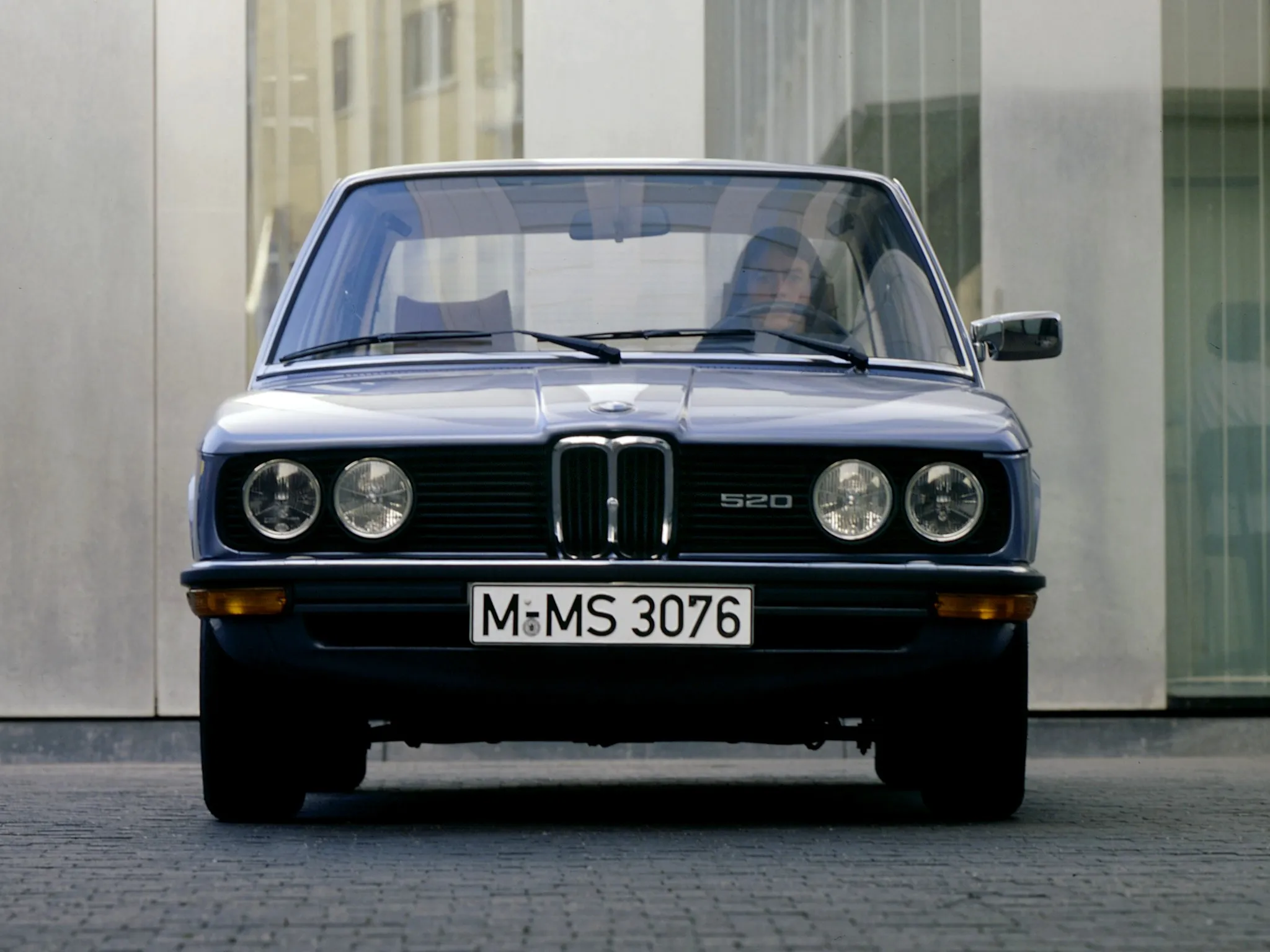 BMW 5 series 518 1975 photo - 10