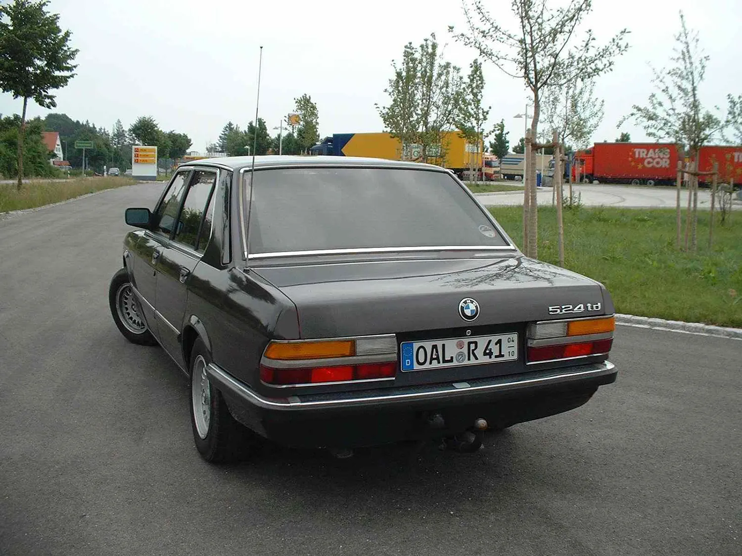 BMW 5 series 518i 1981 photo - 11