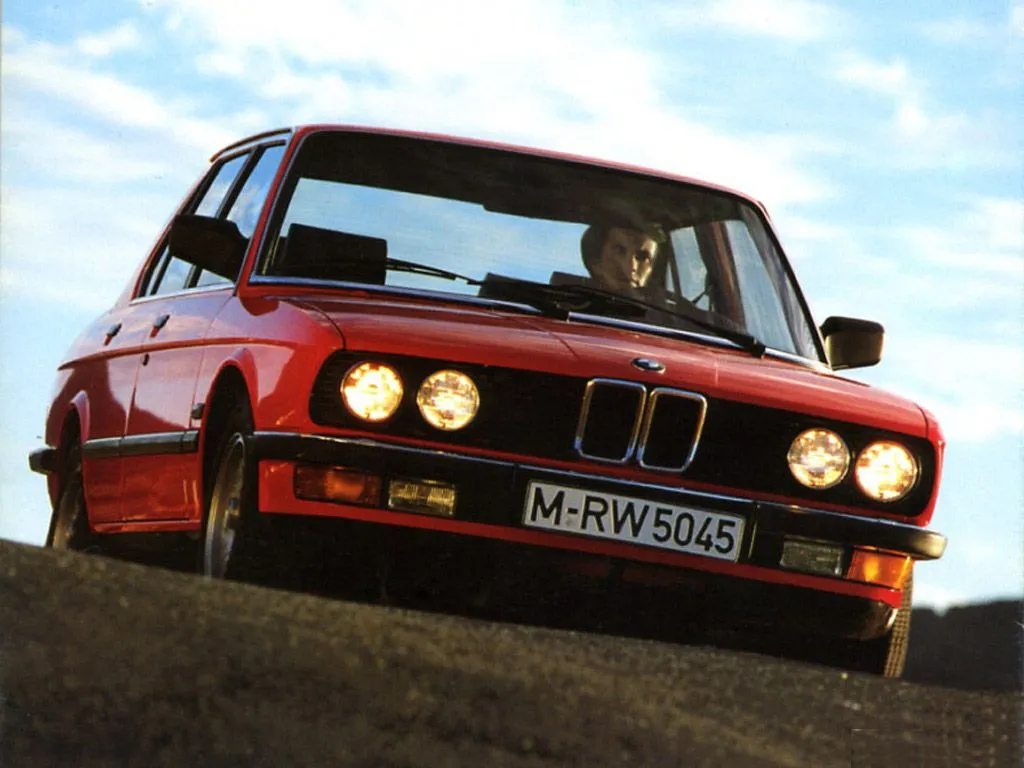 BMW 5 series 518i 1983 photo - 11