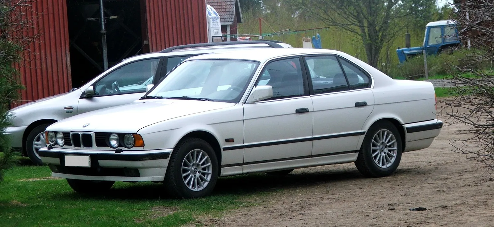 BMW 5 series 518i 1990 photo - 1