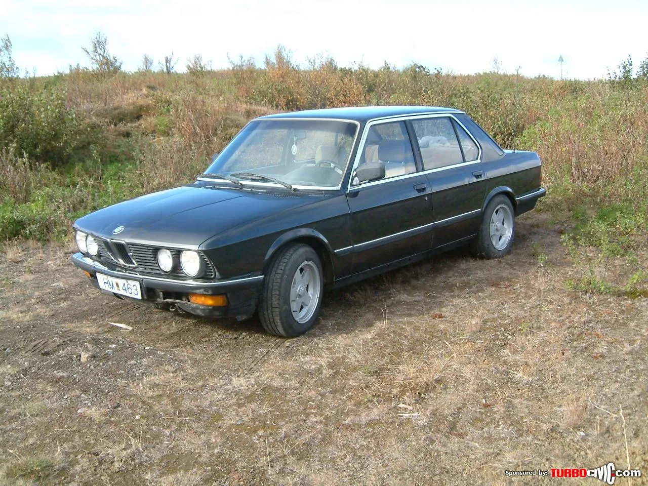 BMW 5 series 518i 1990 photo - 6