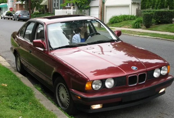 BMW 5 series 518i 1991 photo - 9