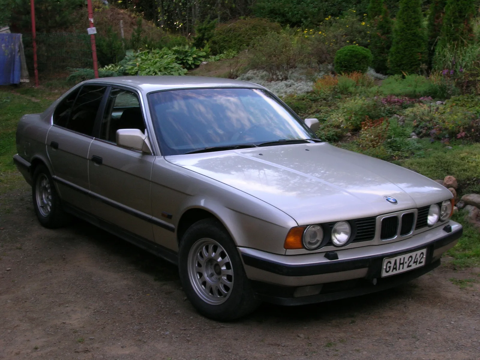 BMW 5 series 518i 1992 photo - 2