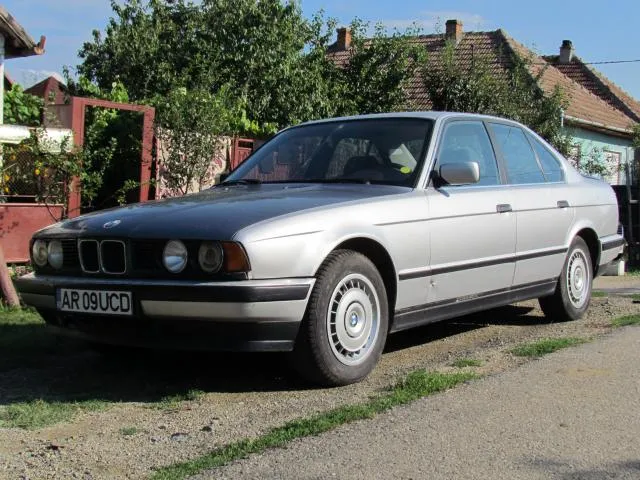 BMW 5 series 518i 1993 photo - 3