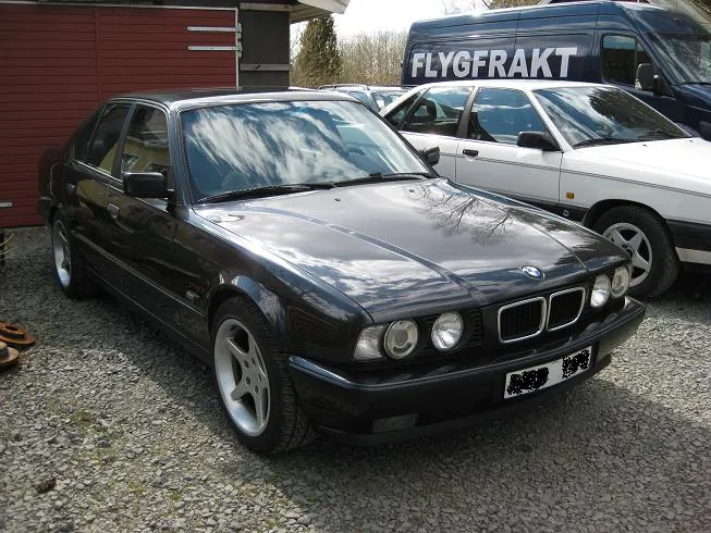 BMW 5 series 518i 1993 photo - 4