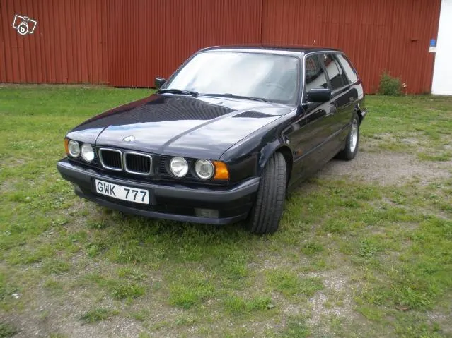BMW 5 series 518i 1995 photo - 11