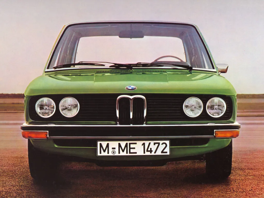 BMW 5 series 520 1973 photo - 8