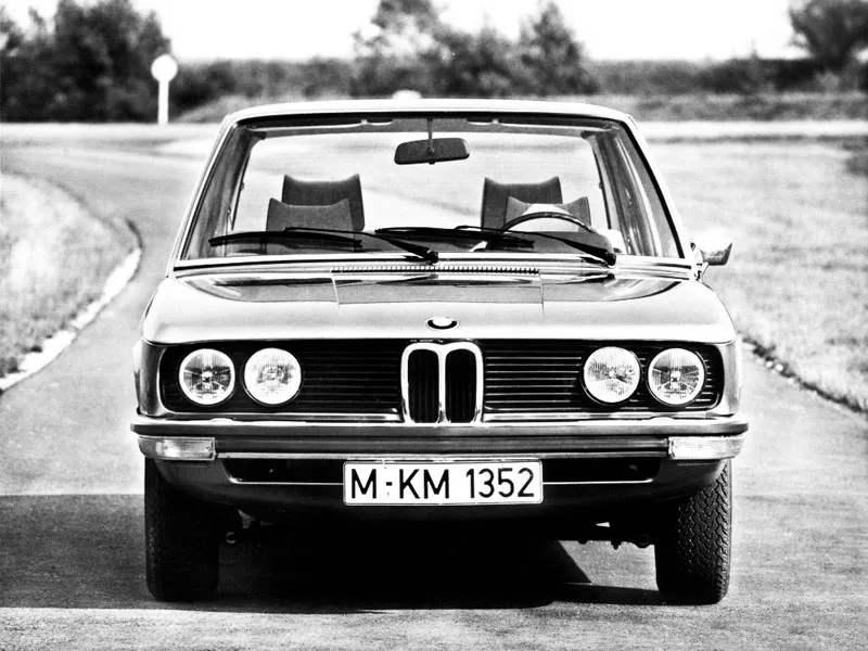 BMW 5 series 520 1976 photo - 10