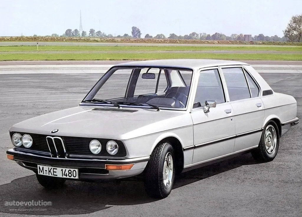 BMW 5 series 520 1977 photo - 4