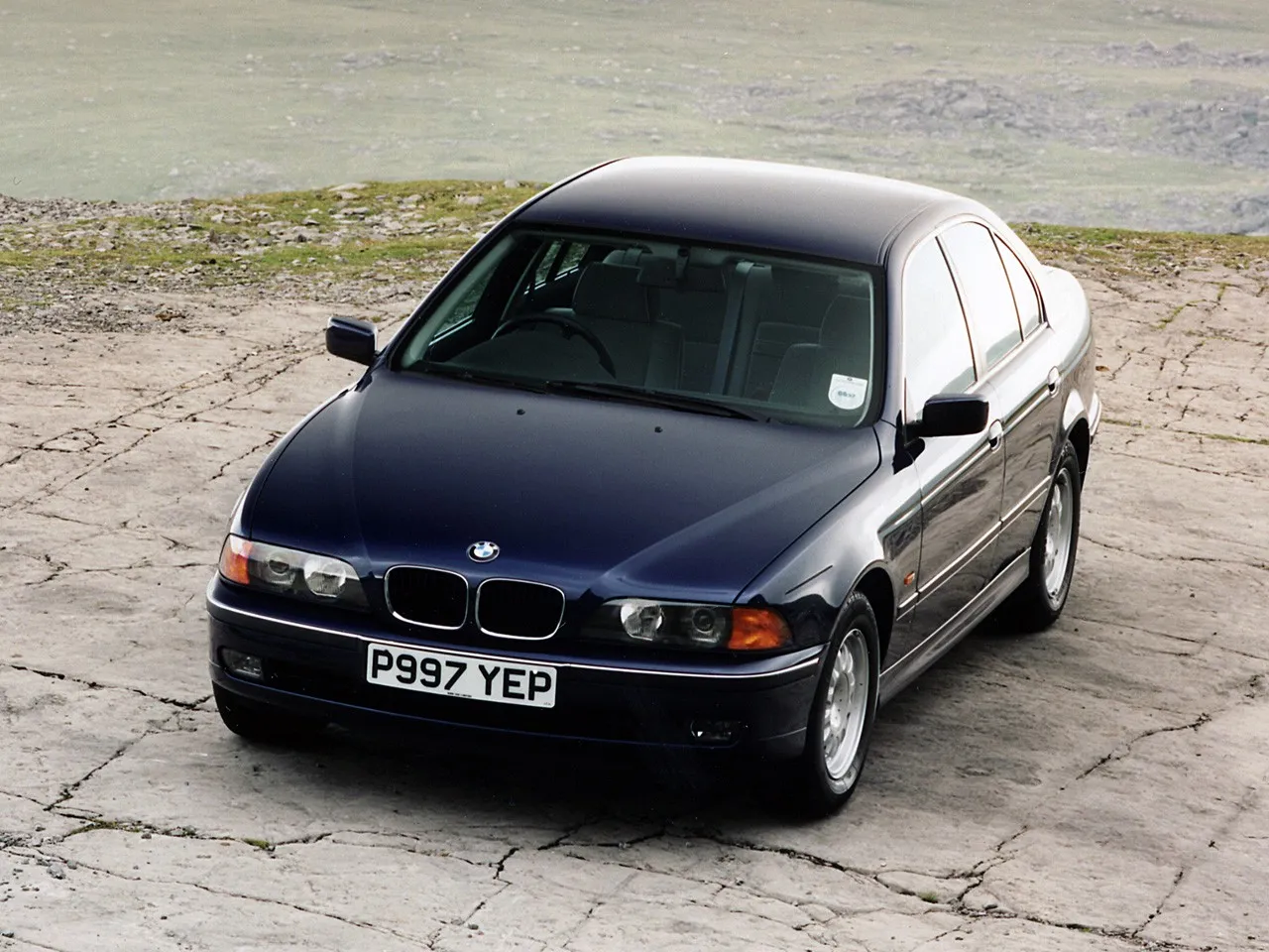 BMW 5 series 520i 1996 photo - 11