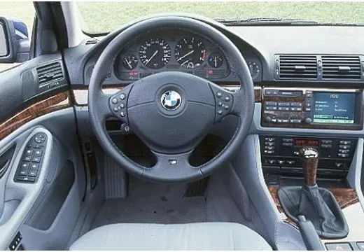 BMW 5 series 520i 1996 photo - 9