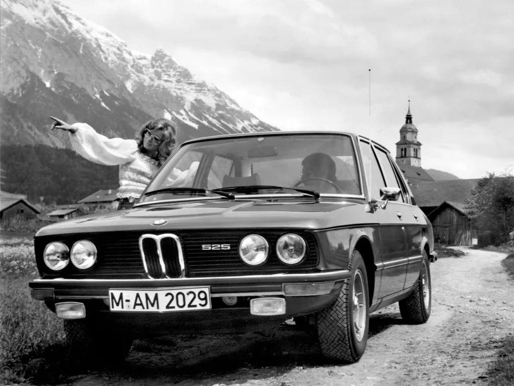 BMW 5 series 525 1973 photo - 4
