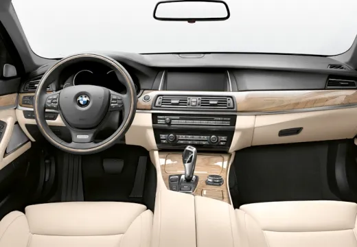 BMW 5 series 525d 2013 photo - 10