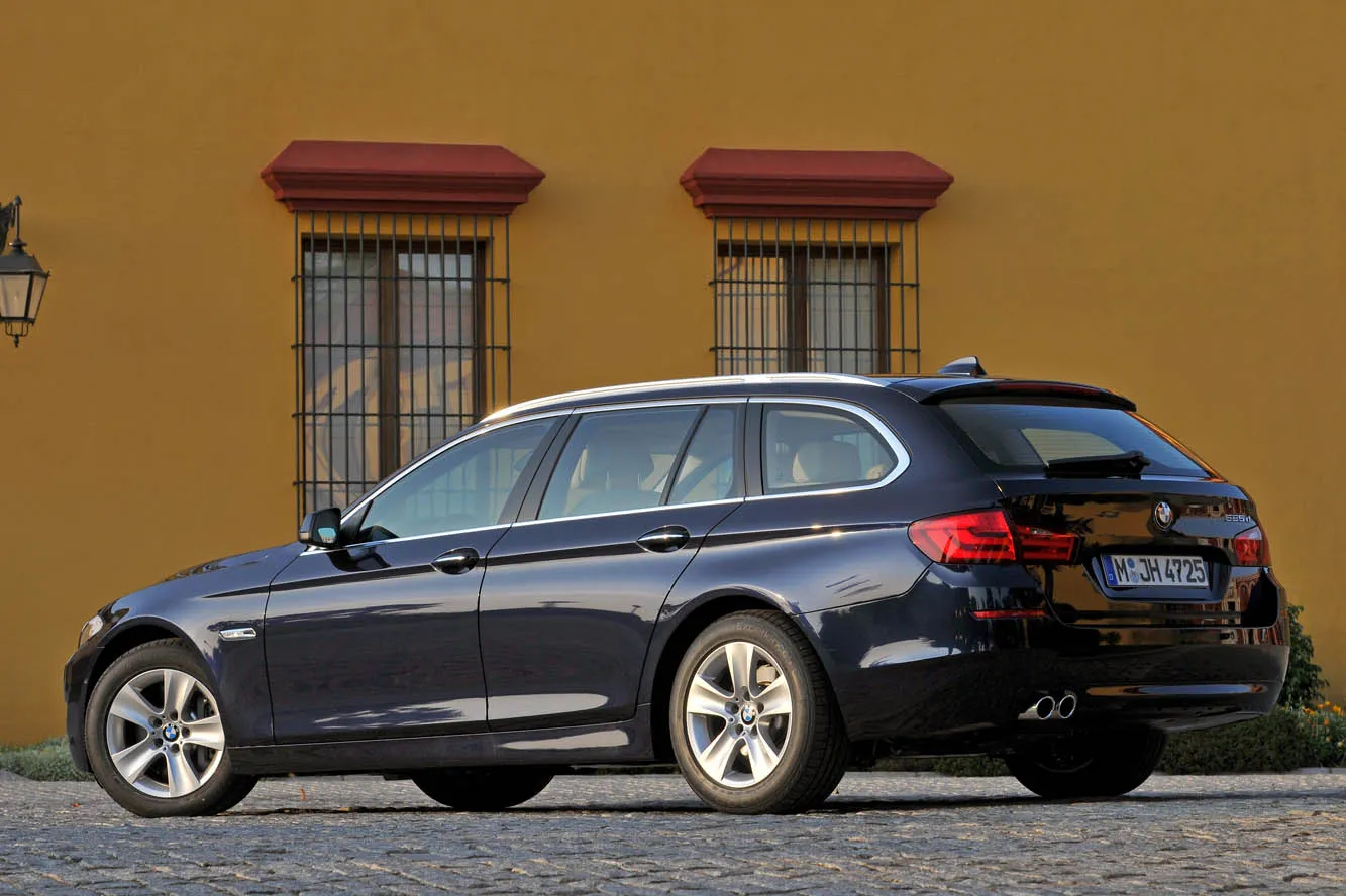 BMW 5 series 525d 2013 photo - 6