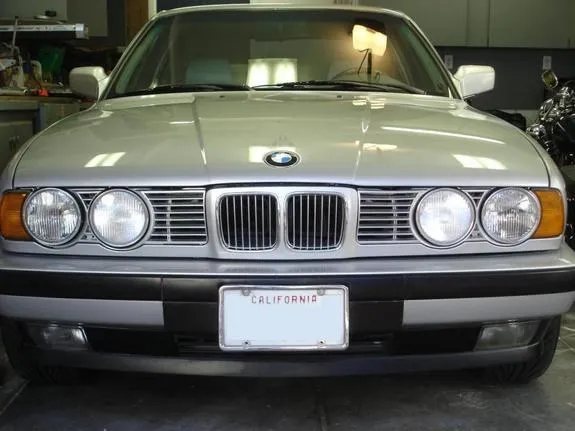 BMW 5 series 525i 1991 photo - 7