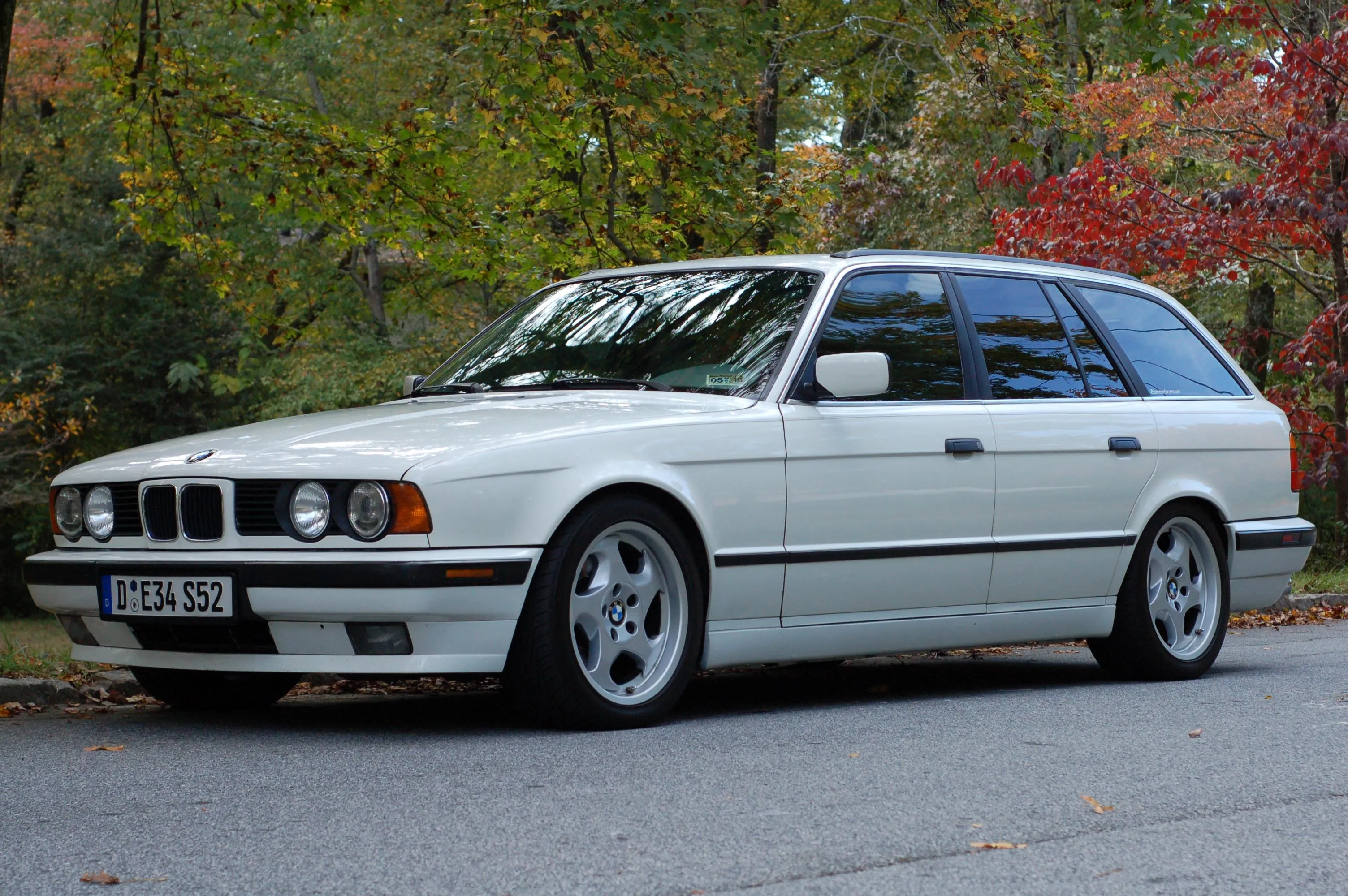 BMW 5 series 525i 1993 photo - 11