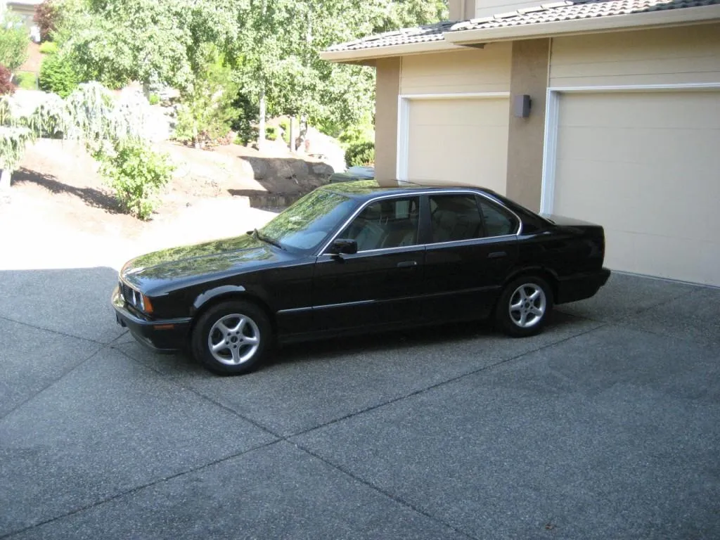BMW 5 series 525i 1993 photo - 2