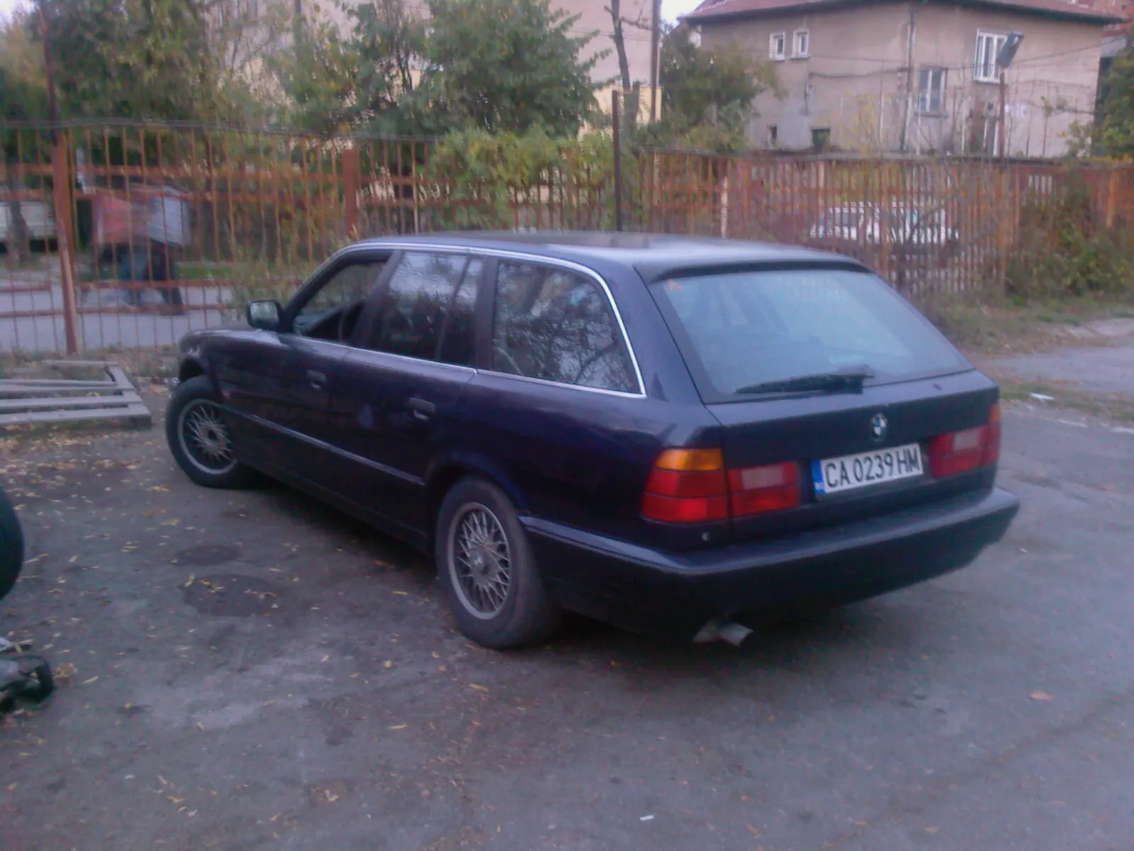 BMW 5 series 525i 1993 photo - 8