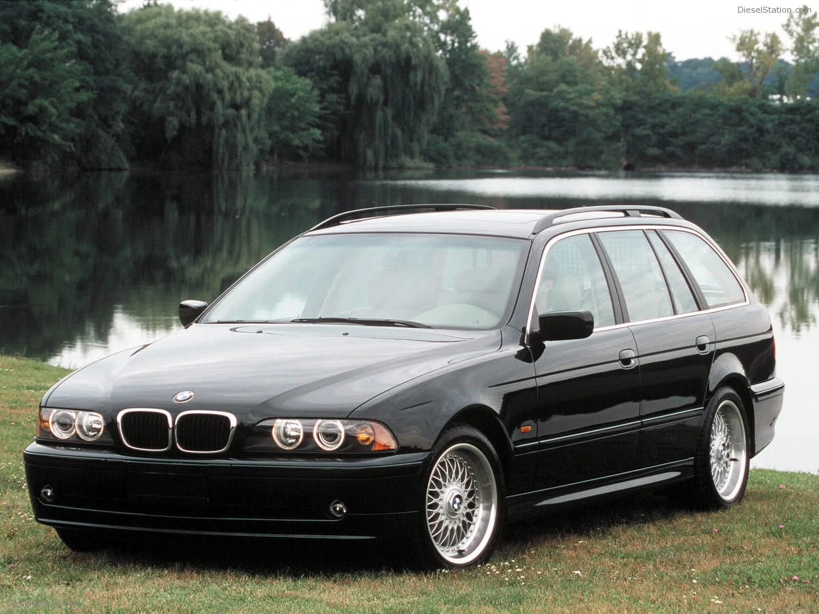 BMW 5 series 525ix 1996 photo - 9