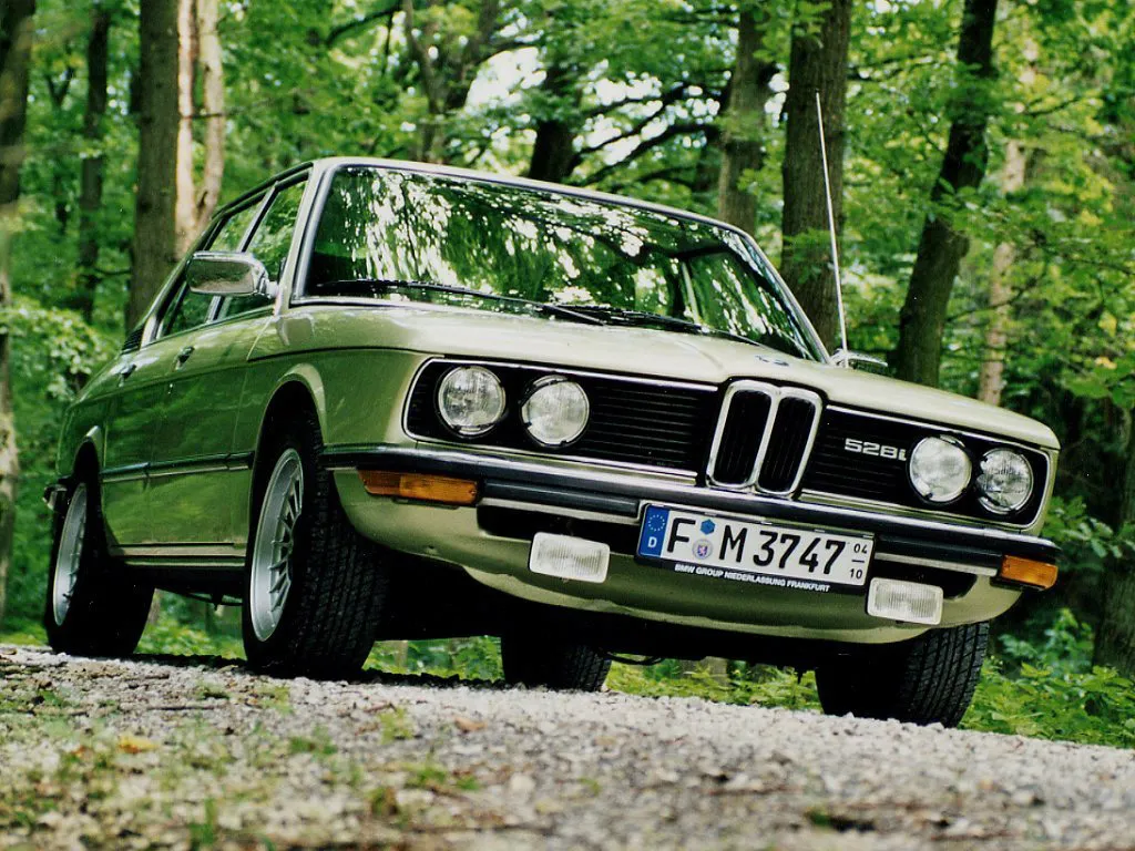 BMW 5 series 528 1976 photo - 3