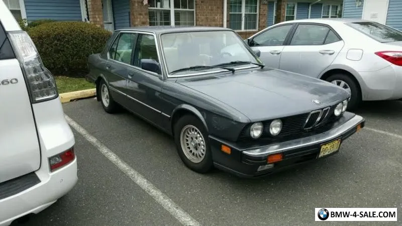 BMW 5 series 528e 1987 photo - 11