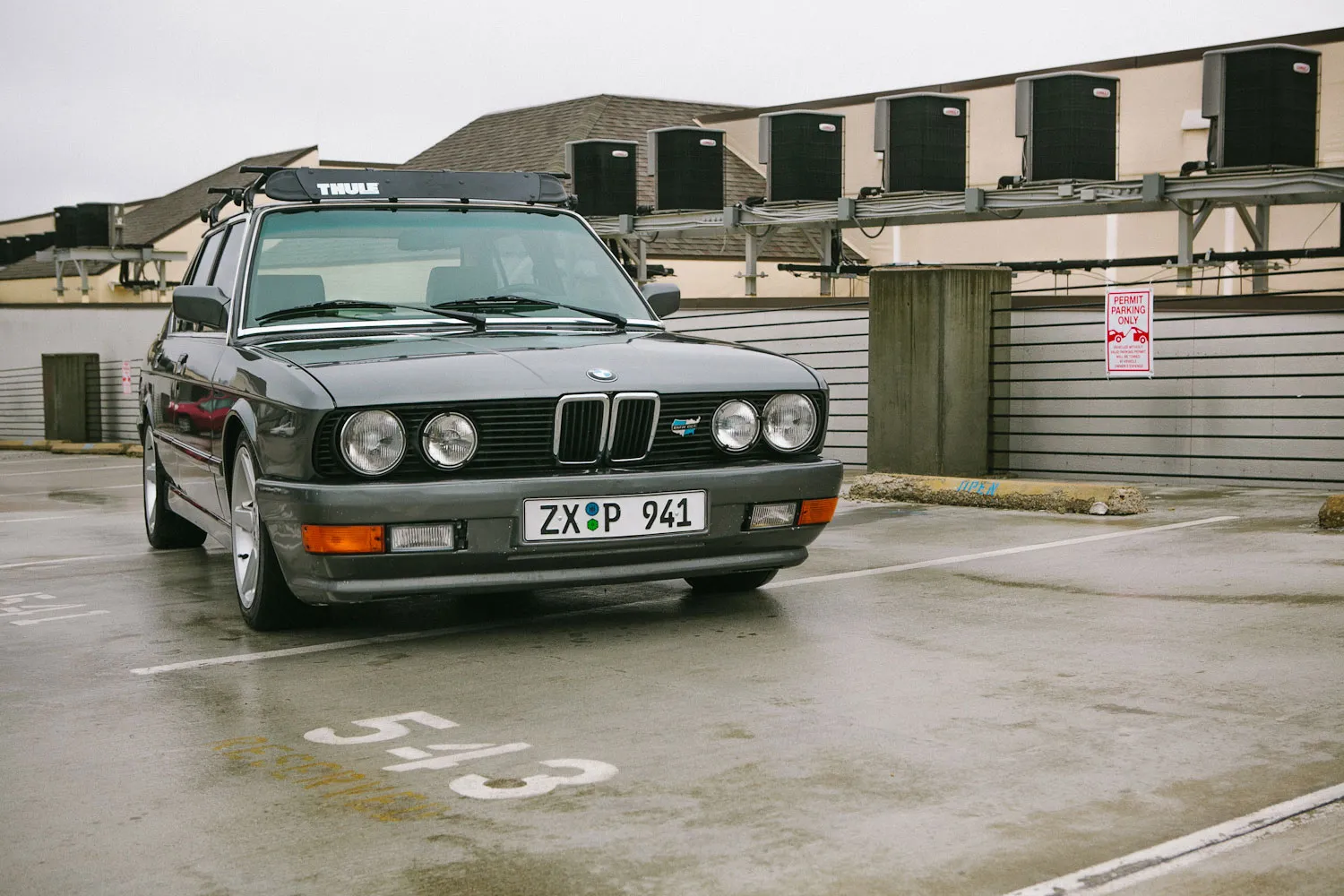 BMW 5 series 528i 1986 photo - 10